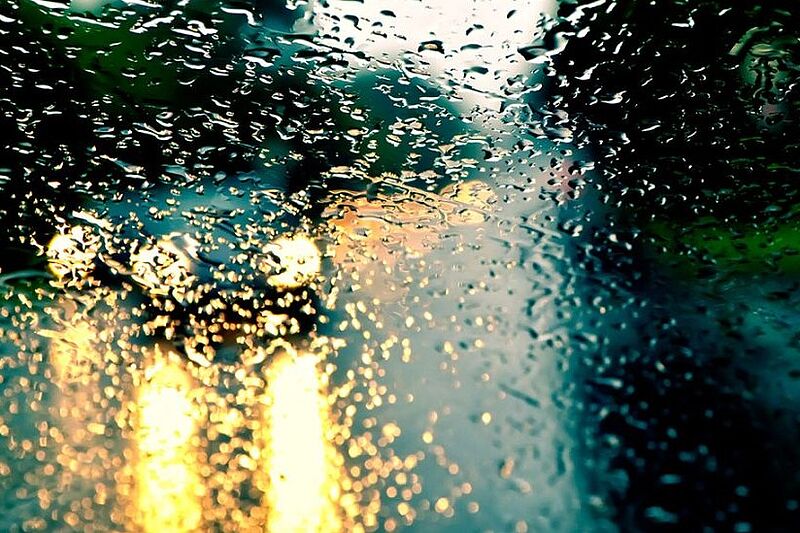 https://blog.dacia.de/autofahrer-tipps-fahren-bei-regen/