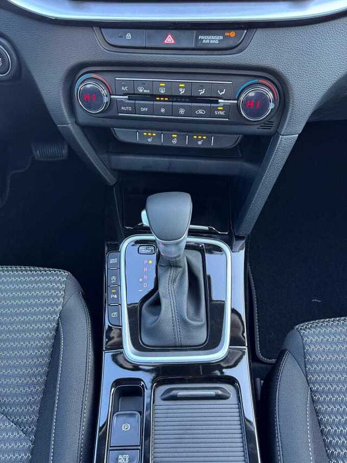 Kia Ceed Vision 1.5 T-GDI DCT7 +SHZ+RFK