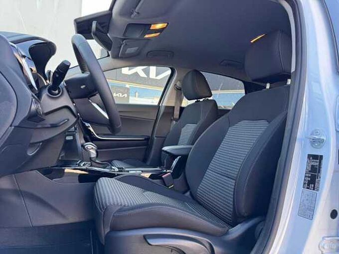 Kia Ceed Vision 1.5 T-GDI DCT7 +SHZ+RFK