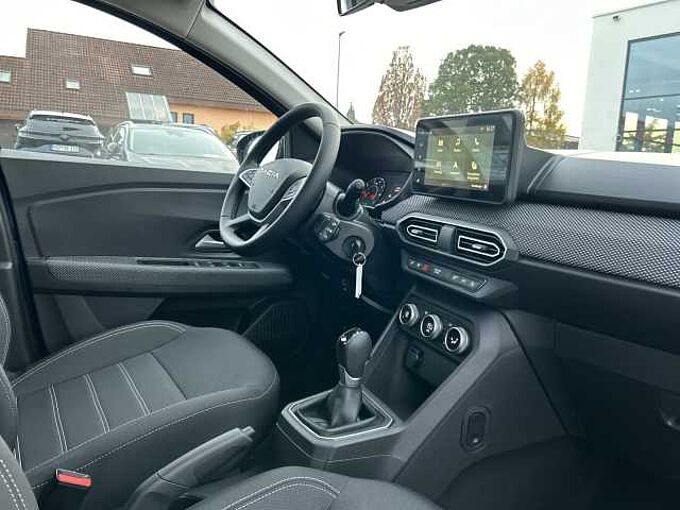 Dacia Sandero Expression TCe 90 auto +SHZ