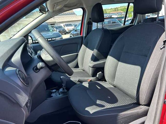 Dacia Logan MCV Laureate TCe 90 Start&Stopp
