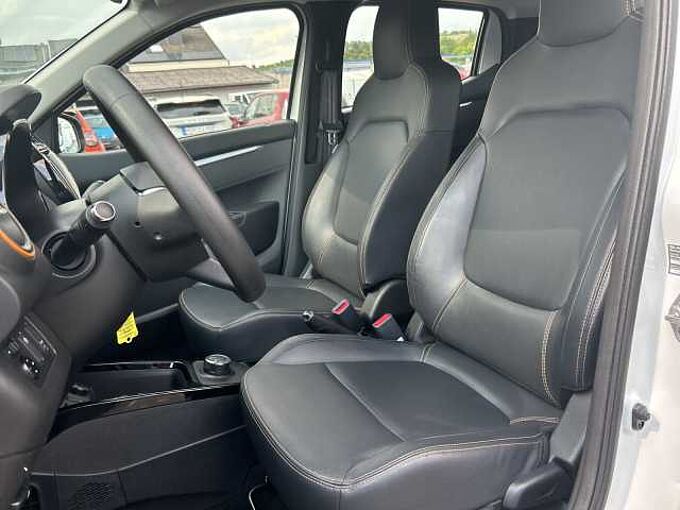 Dacia Spring Comfort Plus mit Look-Paket