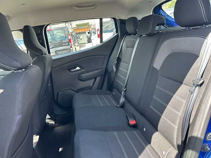 Dacia Sandero Comfort ECO-G 100 mit AHK