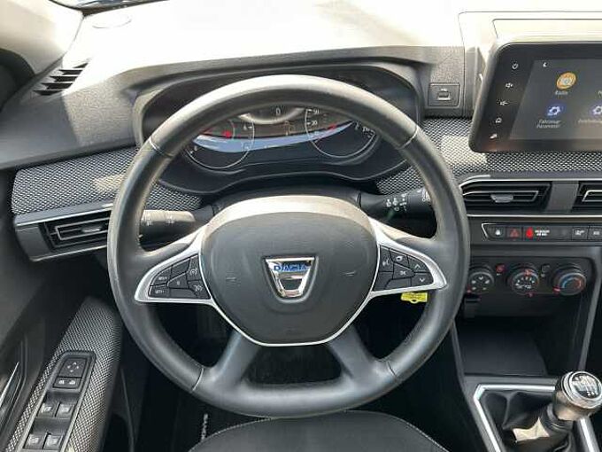 Dacia Sandero Comfort ECO-G 100 mit AHK