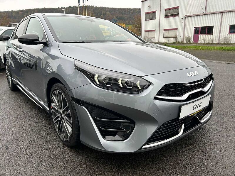 Kia Ceed GT-Line 1.5 T-GDI DCT7 +18Z+RFK+LED+JBL
