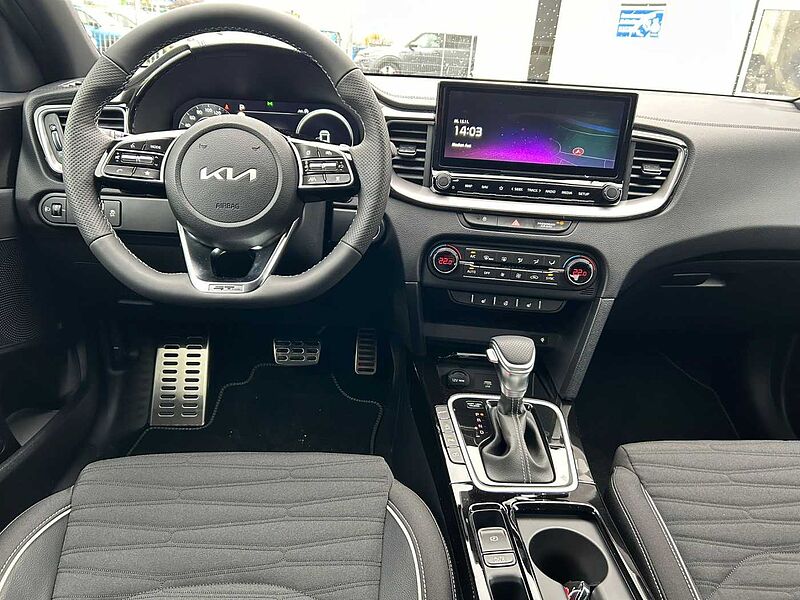 Kia Ceed GT-Line 1.5 T-GDI DCT7 +18Z+RFK+LED+JBL
