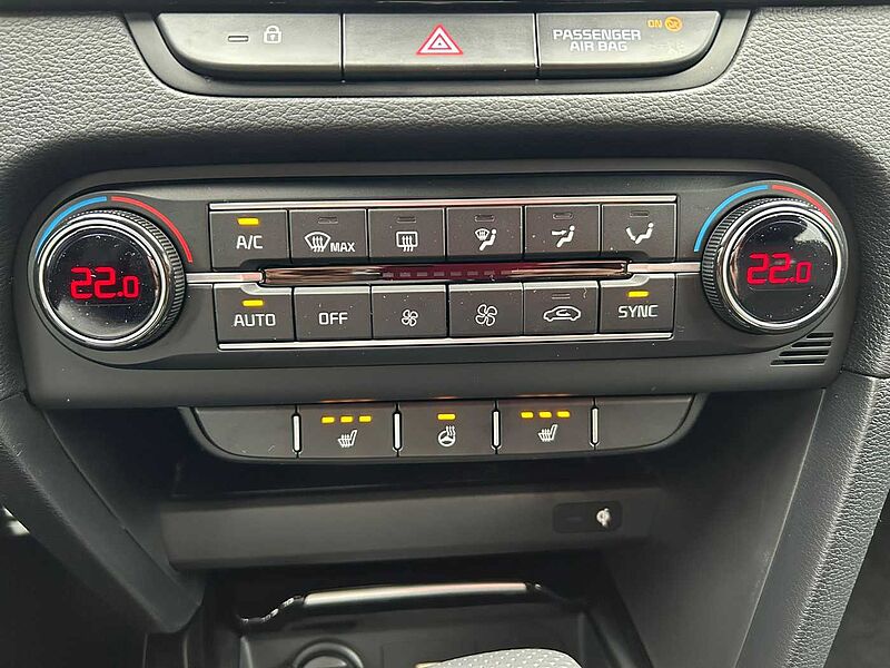 Kia Ceed GT-Line 1.5 T-GDI DCT7 +18Z+RFK+LED+JBL