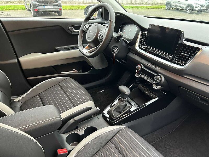 Kia Stonic Spirit 1.0 T-GDI DCT7 +LED+RFK
