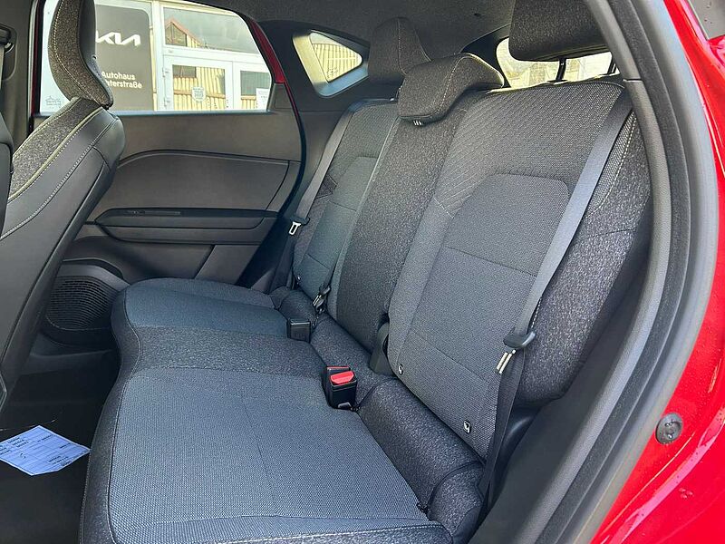 Renault Captur TCe 90 TECHNO +SHZ+KAM