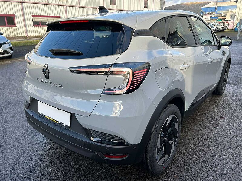 Renault Captur TCe Mild Hybrid 140 TECHNO +SHZ+KAM