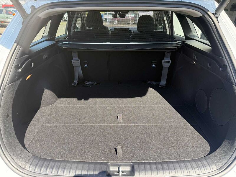 Kia Ceed SW Spirit 1.5 T-GDI DCT7 +TEC+RFK