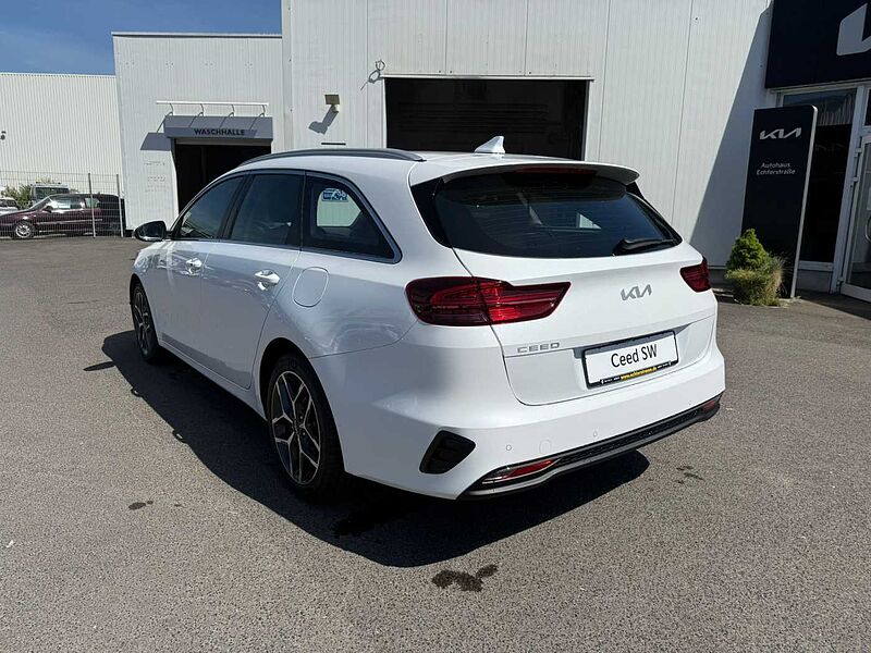 Kia Ceed SW Spirit 1.5 T-GDI DCT7 +TEC+RFK