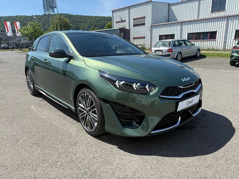 Kia Ceed GT-Line 1.5 T-GDI DCT7 +18Z