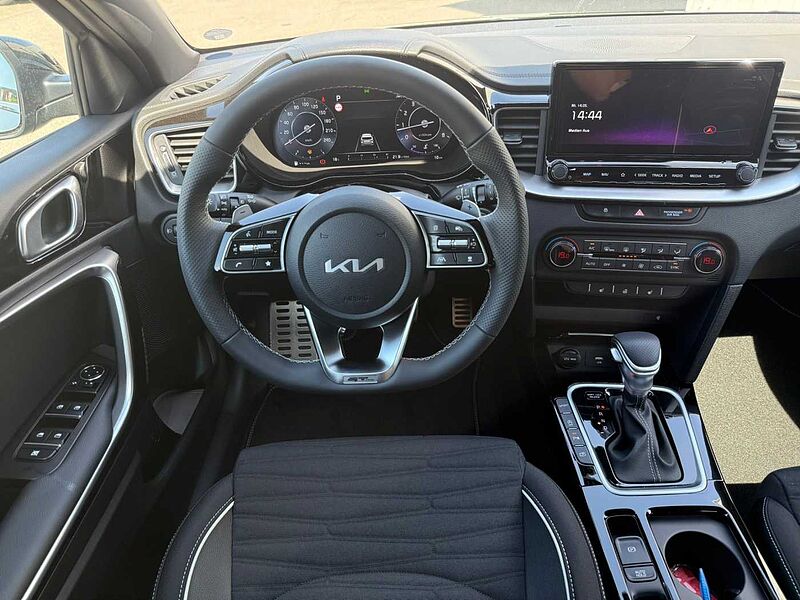 Kia Ceed GT-Line 1.5 T-GDI DCT7 +18Z