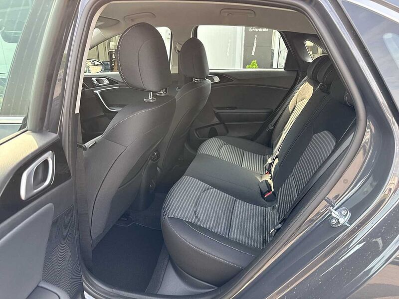 Kia Ceed Spirit 1.5 T-GDI DCT7 +RFK+SHZ