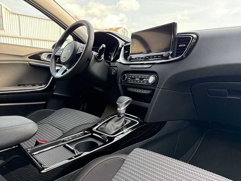 Kia Ceed Spirit 1.5 T-GDI DCT7 +RFK+SHZ