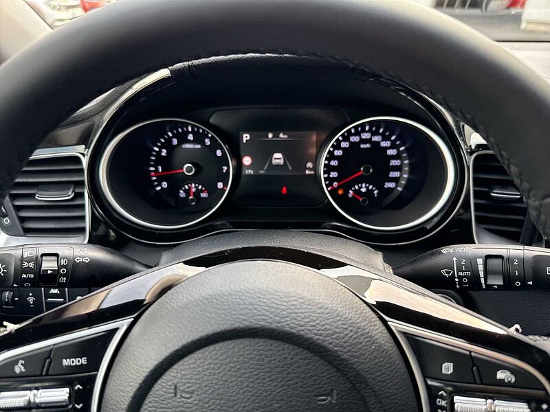 Kia Ceed Spirit 1.5 T-GDI DCT7 +RFK+SHZ