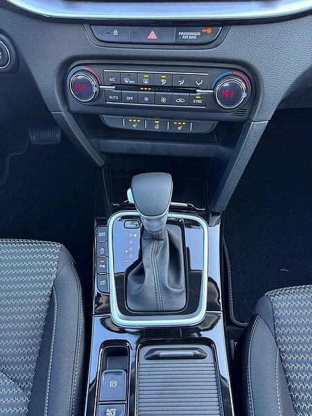 Kia Ceed Vision 1.5 T-GDI DCT7 +SHZ+RFK