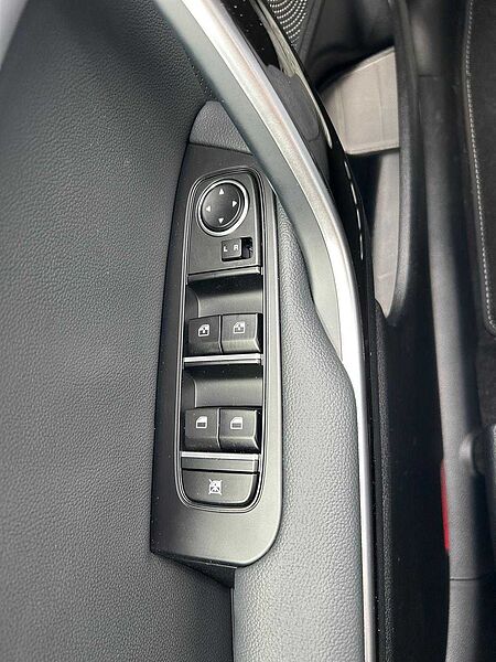 Kia Ceed Vision 1.5 T-GDI DCT7 +SHZ+RFK