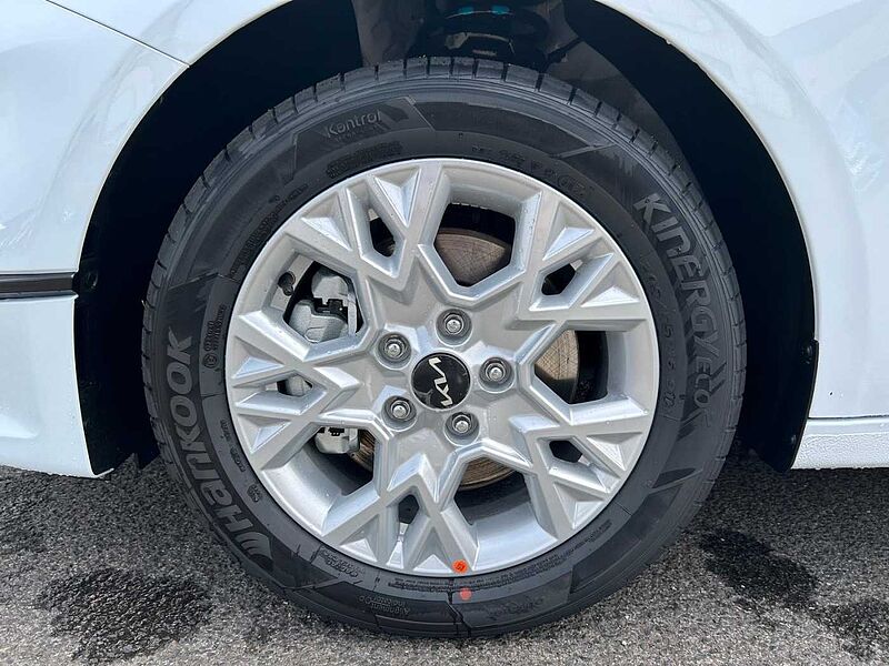 Kia Ceed Vision 1.5 T-GDI DCT7 +SHZ+RFK