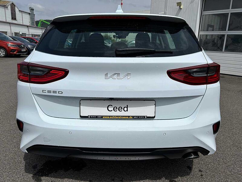 Kia Ceed Vision 1.5 T-GDI DCT7 +SHZ+RFK