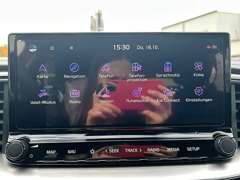 Kia Ceed Ultimate 1.5T +LED