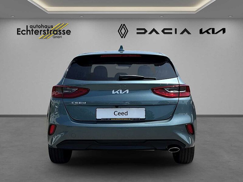 Kia Ceed Ultimate 1.5T 48V DCT +LED+JBL