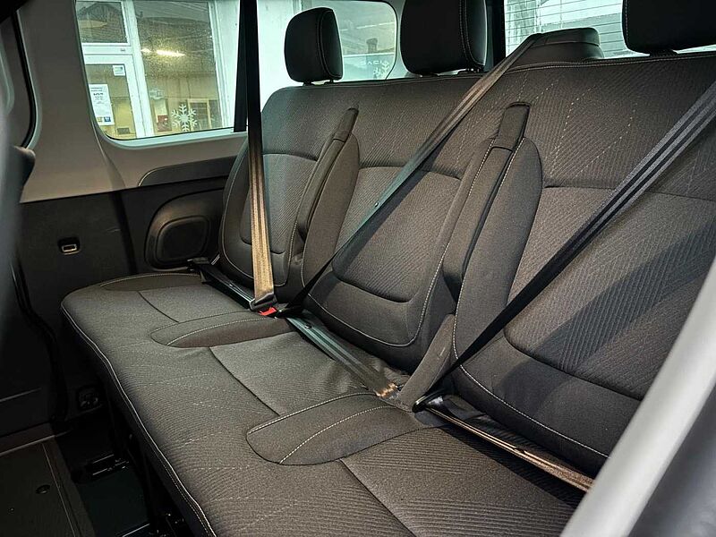 Renault Trafic Grand Evolution Blue dCi 150 +RFK+AHK