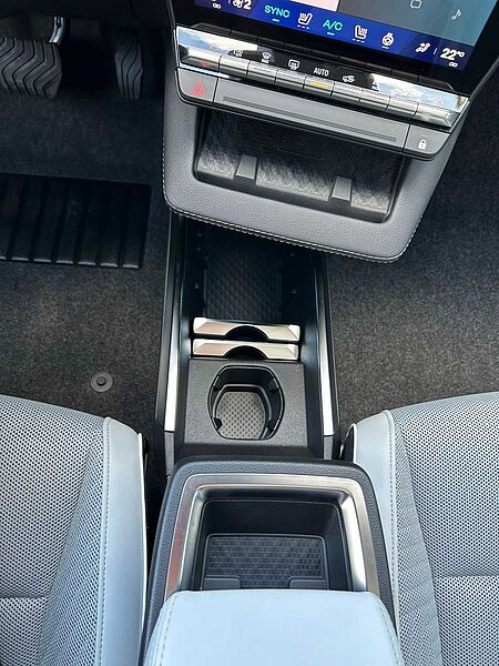 Renault Scenic E-Tech Iconic 220 Long Range +RFK+SHZ+H/K