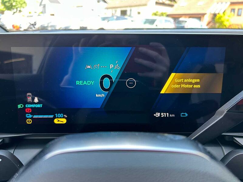 Renault Scenic E-Tech Iconic 220 Long Range +RFK+SHZ+H/K