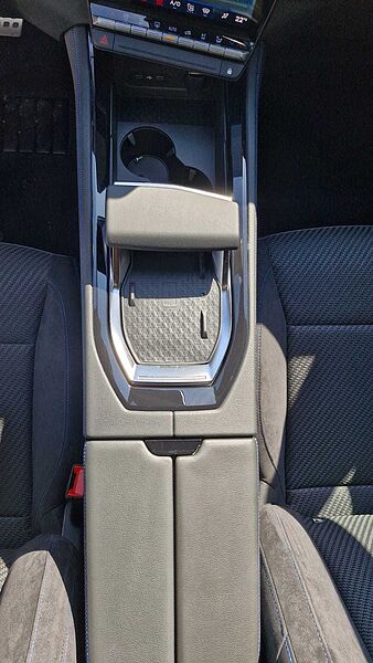 Renault Austral Techno EspriteAlpine mild Hybrid TCe 160