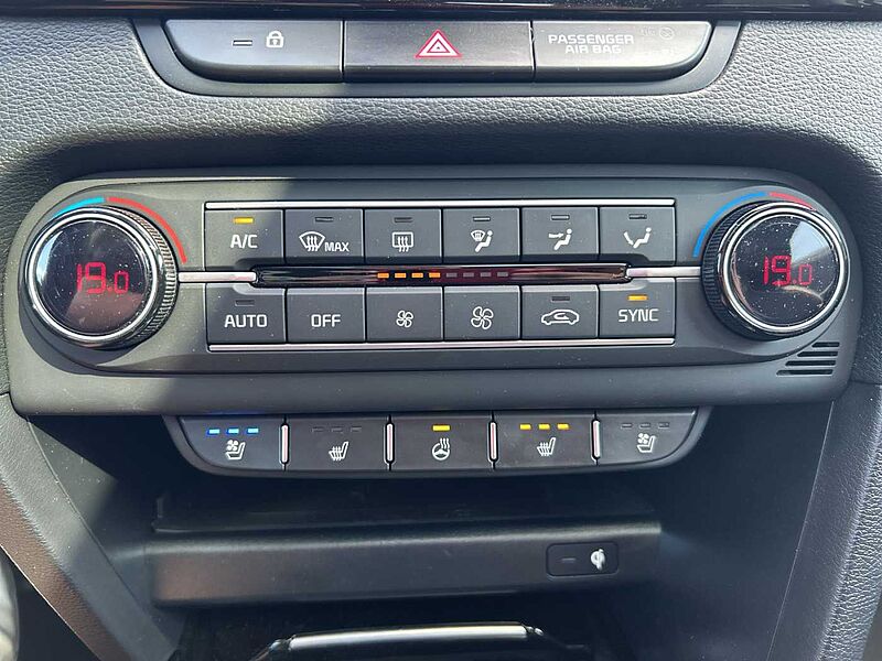 Kia XCeed PLATINUM ED. 1.6 T-GDI DCT7 +GD