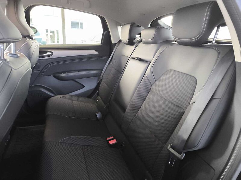 Renault Arkana Intens TCe 140 EDC +SHZ+KAMERA+NAVI+LED