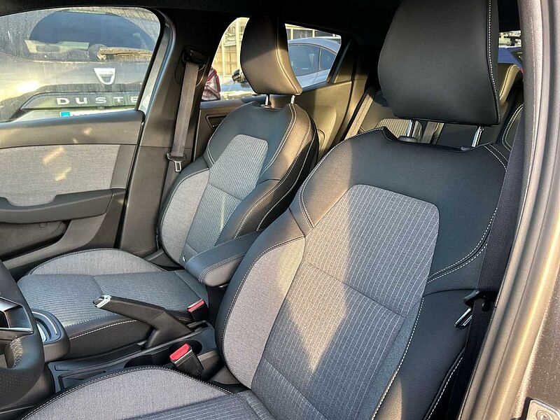 Renault Clio TECHNO TCe 90 +SHZ