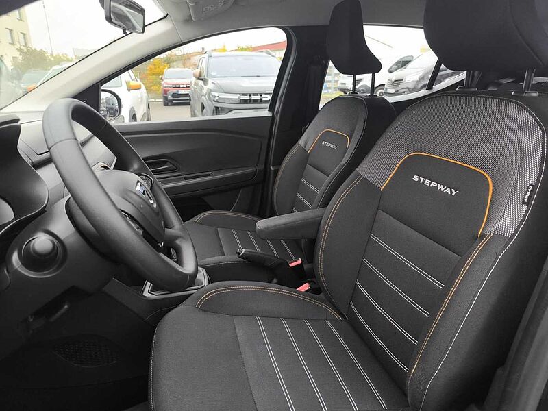 Dacia Sandero Stepway Essential TCe 100 ECO-G AHK