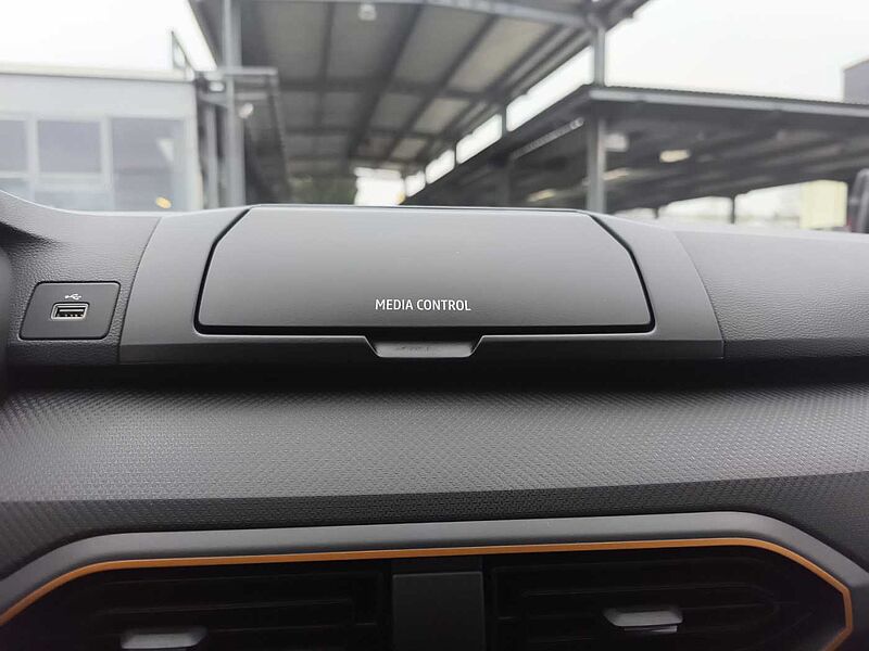 Dacia Sandero Stepway Essential TCe 100 ECO-G AHK