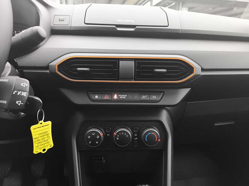 Dacia Sandero Stepway Essential TCe 100 ECO-G AHK