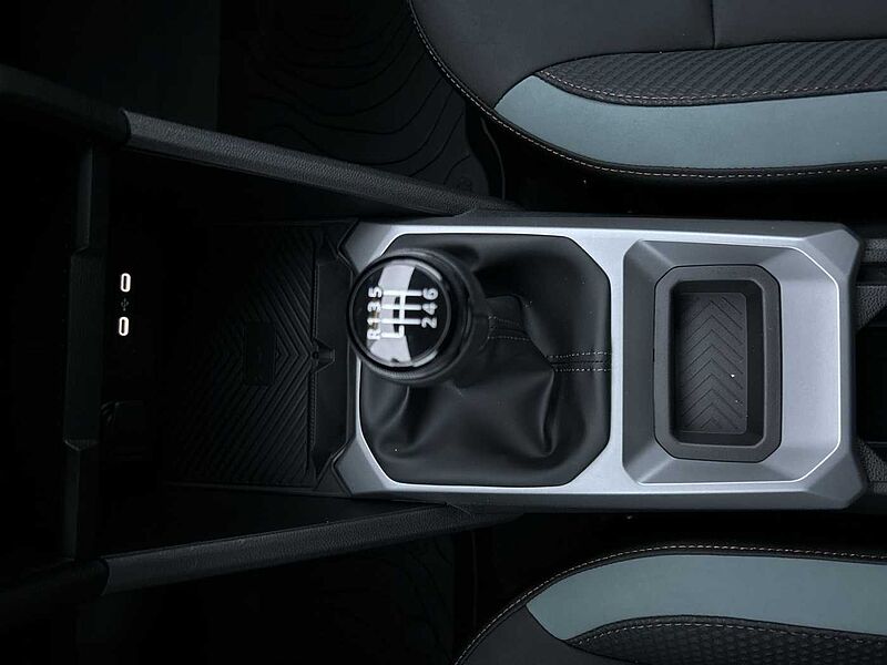 Dacia Duster Extreme mild hybrid 140 +SHZ+360&deg;