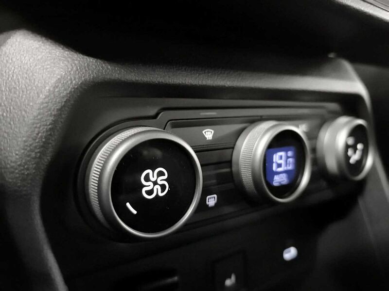 Dacia Jogger Extreme Hybrid 140 +SHZ+RFK