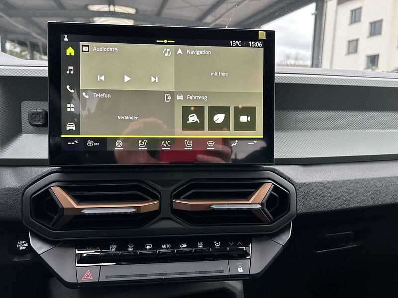 Dacia Bigster Extreme hybrid 155 +SHZ+360&deg;