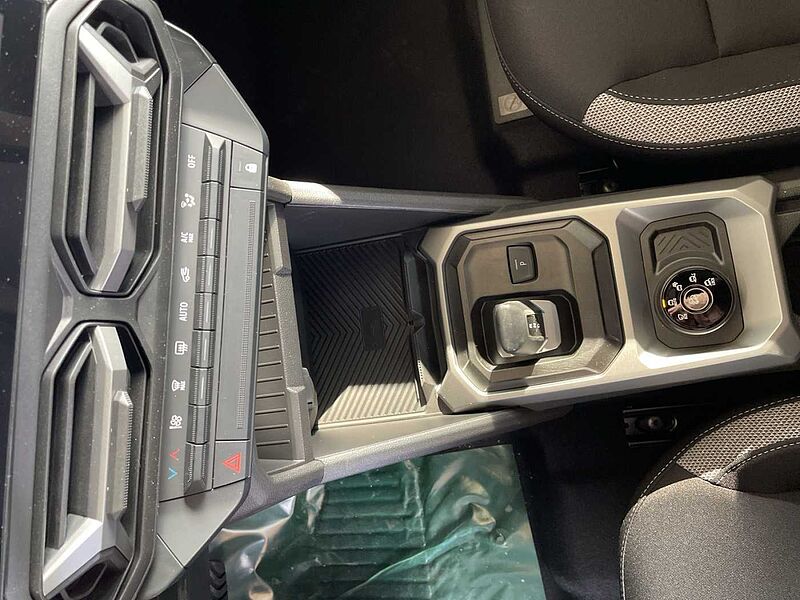 Dacia Duster Journey Hybrid-G 150 4x4 +SHZ+360&deg;