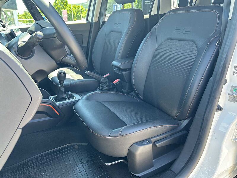 Dacia Duster Sonderm. Extreme Blue dCi 115 2WD +AHK