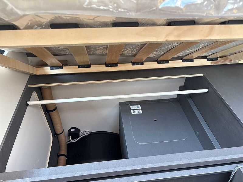 Ahorn T 690 dCi 170 AT First Edition mit AHK