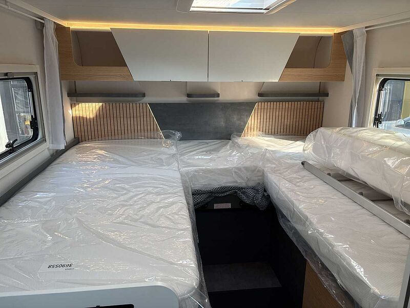 Ahorn T 690 dCi 170 AT First Edition mit AHK
