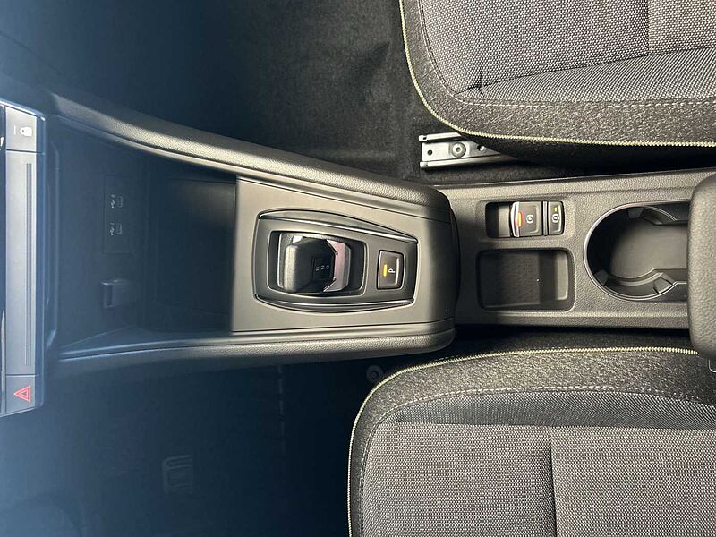 Renault Captur Mild Hybrid 140 EDC TECHNO