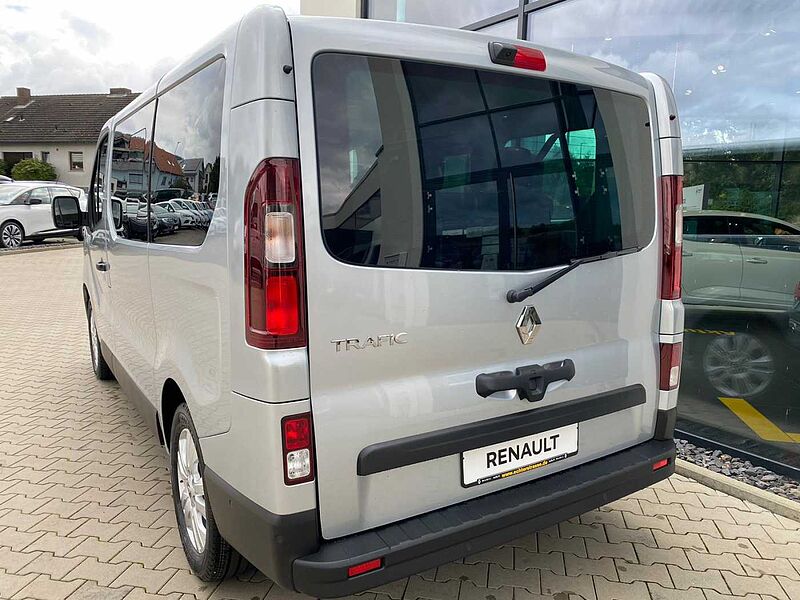Renault Trafic Life +PDC +KEYLESS