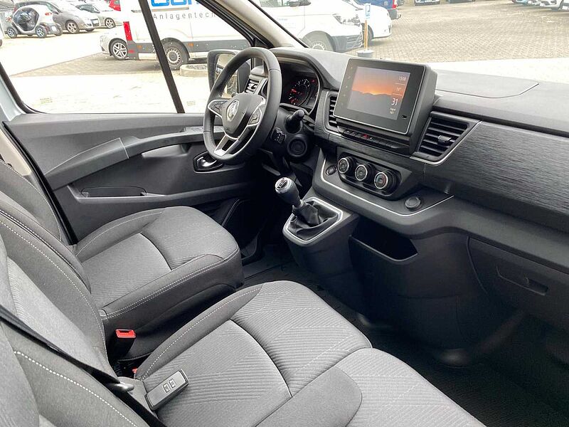 Renault Trafic Life +PDC +KEYLESS