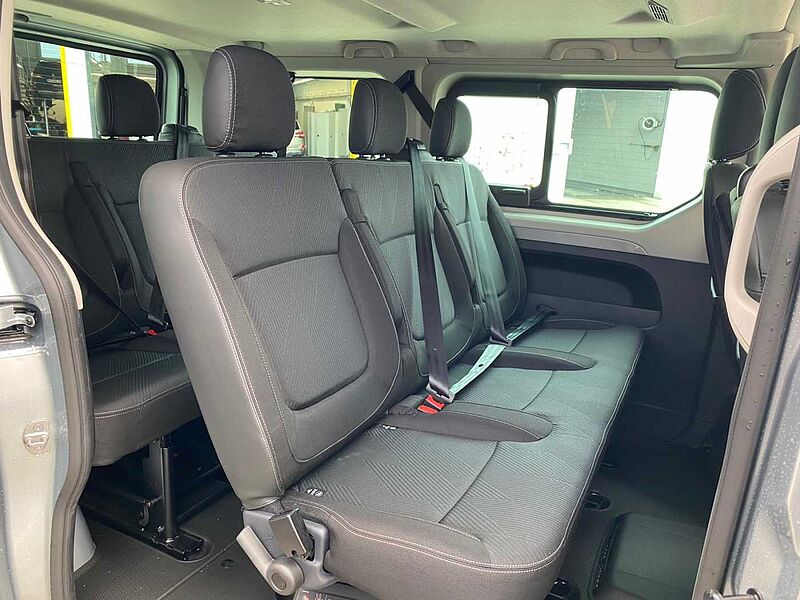 Renault Trafic Life +PDC +KEYLESS