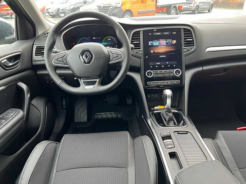 Renault Megane E-TECH Plug-in 160 TECHNO +SHZ